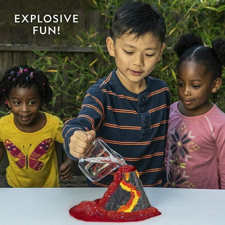 NATIONAL GEOGRAPHIC Earth Science Kit - Over 15 Science Experiments & STEM Activities for Kids, Includes Crystal Growing Kit, Volcano Science Kit