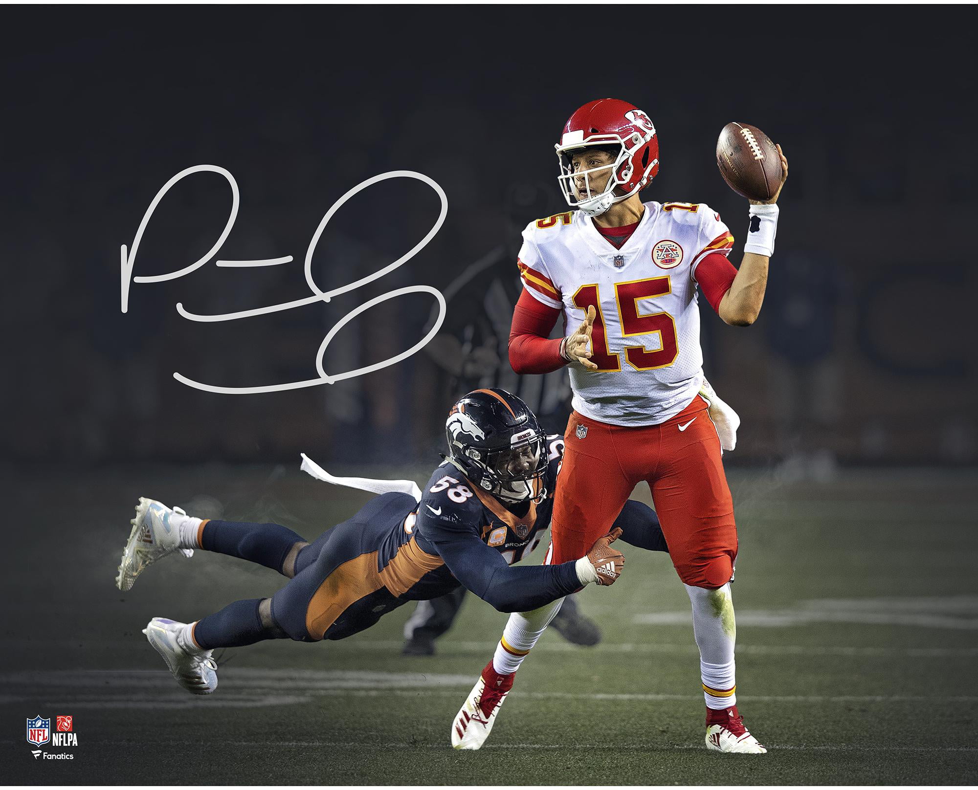 Fanatics Authentic Certified Framed Patrick Mahomes Kansas City Chiefs Autographed 16 x 20 On The Run Photograph