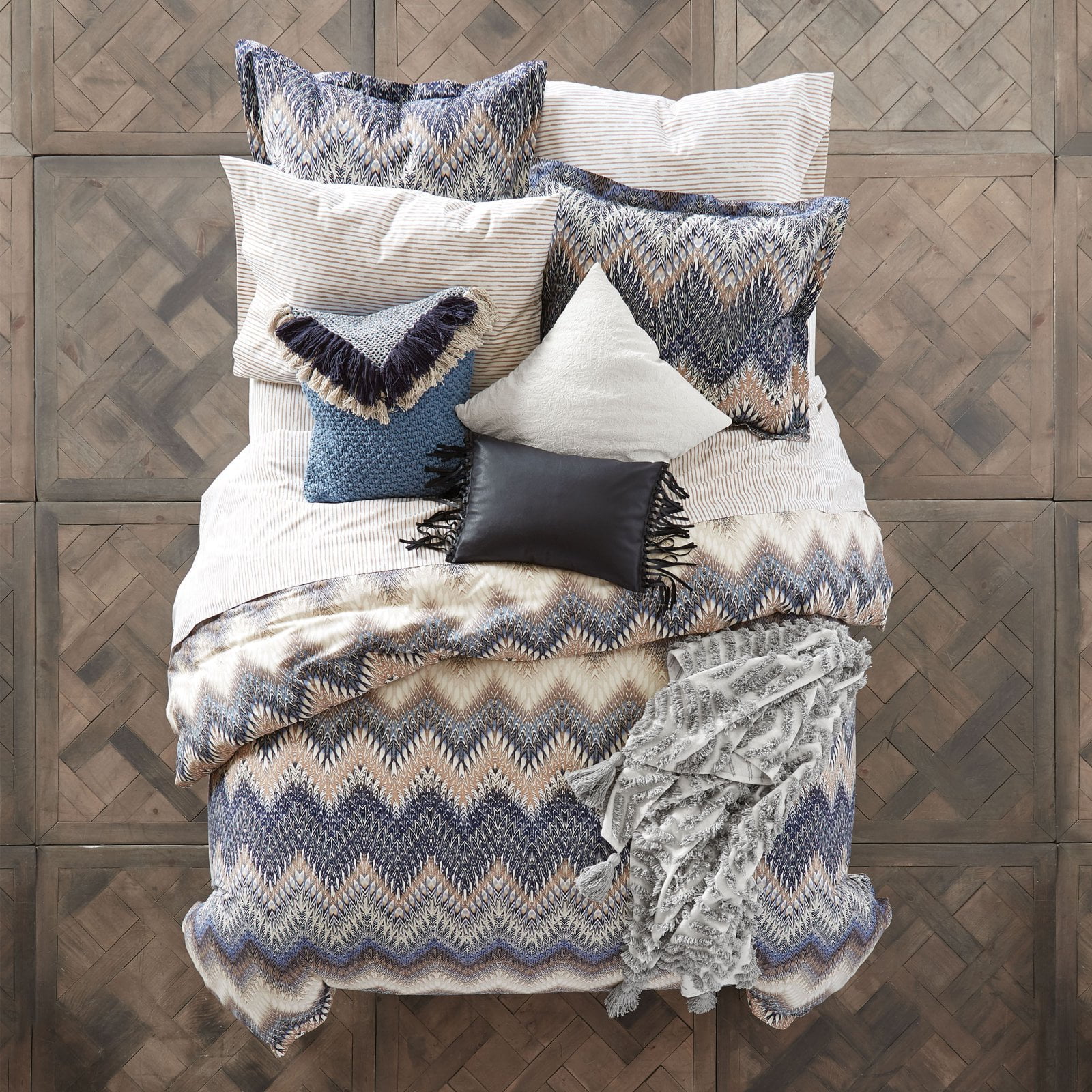 Beautiful Purple Grey White Zig Zag Chevron Stripe Soft Comforter Set Pillows Comforters Sets Bedding