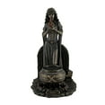 thumbnail image 2 of Déesse du Foyer et de la Maison Tenant une Statue de Flamme Sacrée, 2 of 5