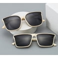 thumbnail image 1 of Las gafas de sol para miopía se pueden equipar con gafas de sol polarizadas para conducir para hombres., 1 of 2