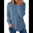 thumbnail image 3 of Sudadera de Mujer con Cuello Redondo, Larga, Corte Asimétrico y Dobladillo Curvo Azul M, 3 of 9