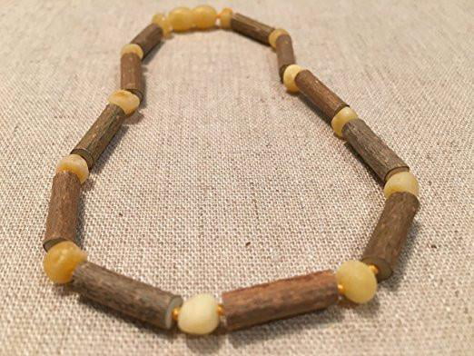 amber necklace for colic