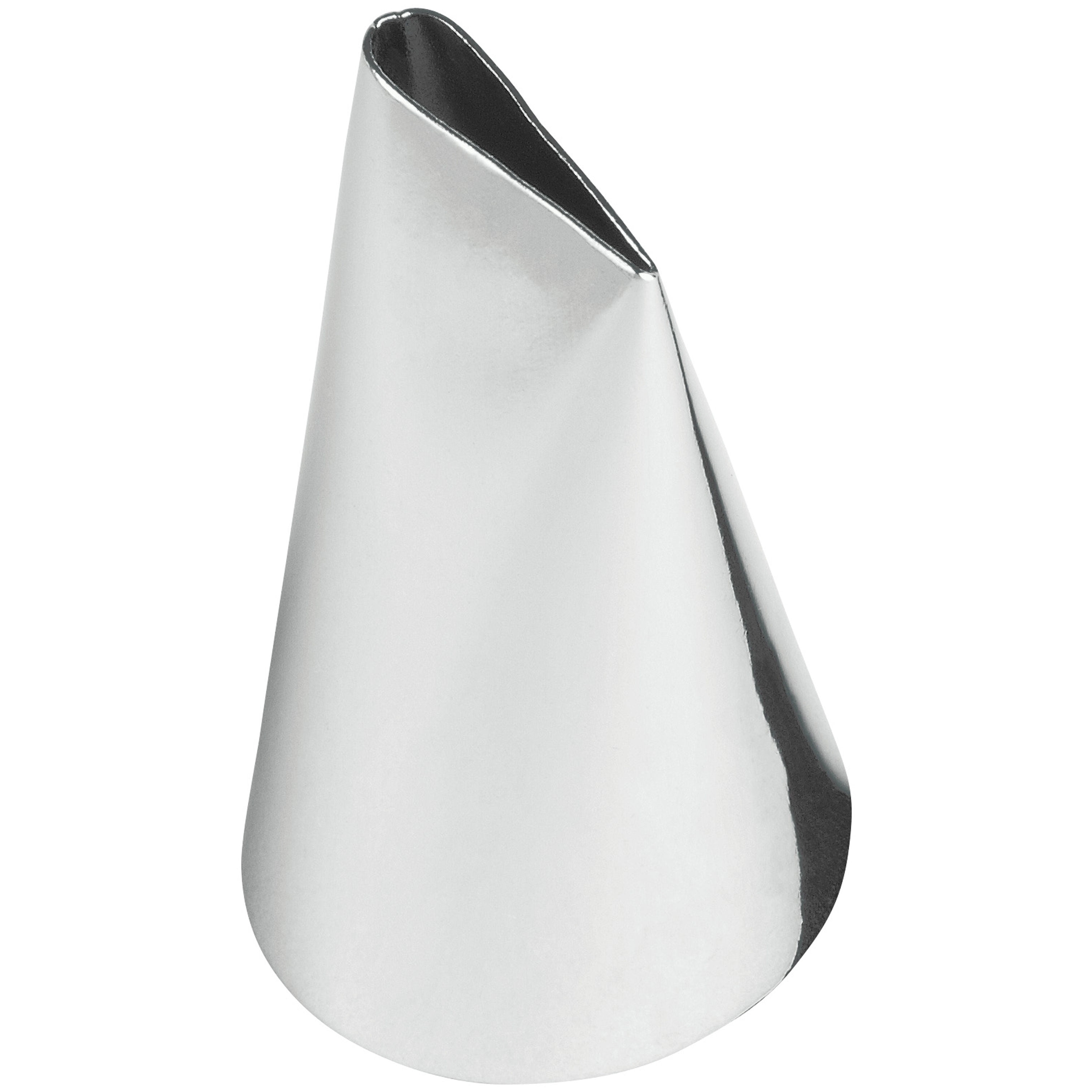 Wilton No. 124 Petal Decorating Tip