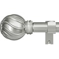thumbnail image 1 of Tringles à Rideaux Argentées pour Windows 10 à 37 Pouces Longueur Réglable Tringle à Rideaux Robuste Diamètre 7/8 Pouces avec Embouts Décoratifs pour Extérieur Ferme Chambre Cuisine Salon, 1 of 4
