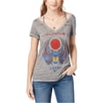 thumbnail image 2 of Camiseta gráfica Lucky Brand para mujer con diseño de viaje desgastado gris mediana, 2 of 2