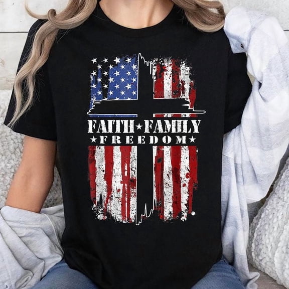 Vintage U.S.A Faith Family Freedom Patriotic Christian Unisex T-Shirt, Sizes S-5XL, Gategoo