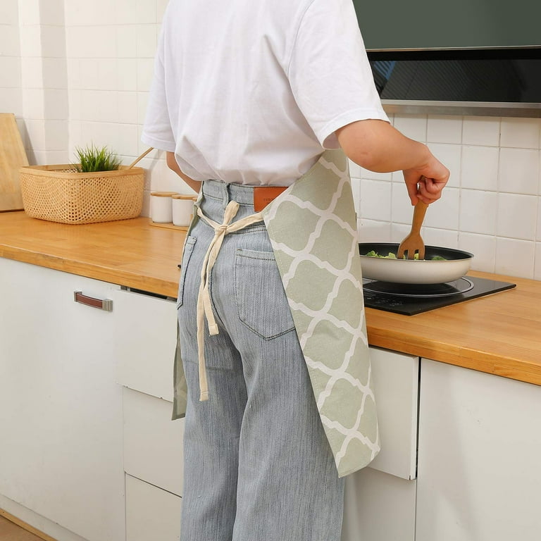 HEQUSIGNS Funny Grilling Aprons for Men, BBQ Grilling Apron Cooking Chef  Apron with 2 Pockets, Adjustable Neck Strap, Kitchen Cooking Apron for Home  Kitchen Husband Dad Gifts(Cooking) 