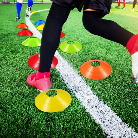UPGRATOR 30Pcs Soccer Training Cones Set Pe Plastic for Agility Drills and Practice with Mesh Carry Bag