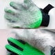 thumbnail image 5 of Guantes de masaje y aseo para perros y gatos, guantes de goma para limpiar el pelo de las mascotas (par verde), 5 of 5