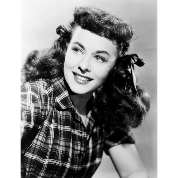 Hazard Paulette Goddard 1948 Photo Print (8 x 10)
