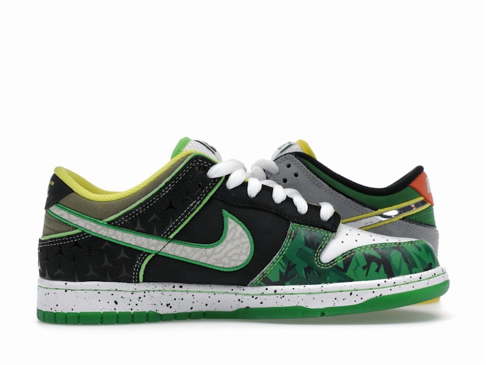 Nike Men's Dunk Low What the Duck Away University of Oregon PE Shoes, from StockX