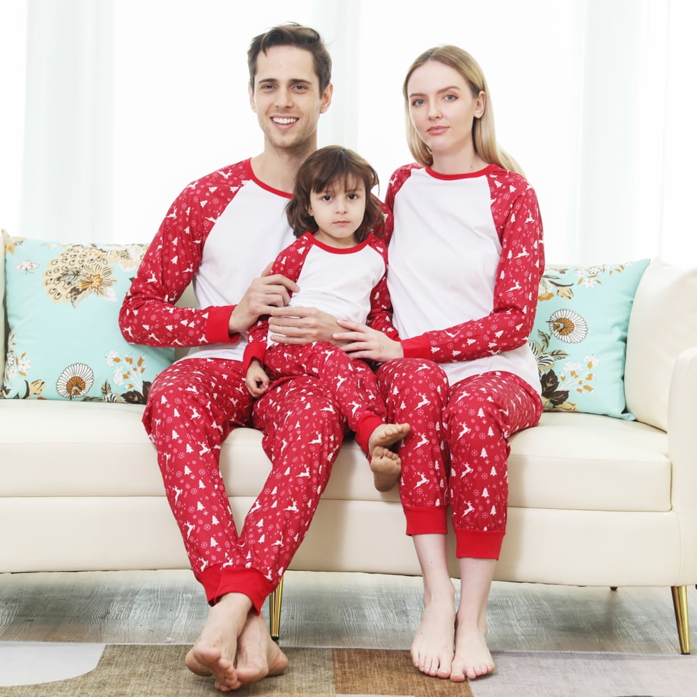 Matching Christmas Pajamas Sets for Family Xmas Holiday Sleepwear Long Sleeve Tee and Pants Loungewear 