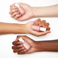 thumbnail image 3 of Esmalte de uñas Essie Glossy Shine Finish Bare With Me, 13,5 ml, 3 of 7