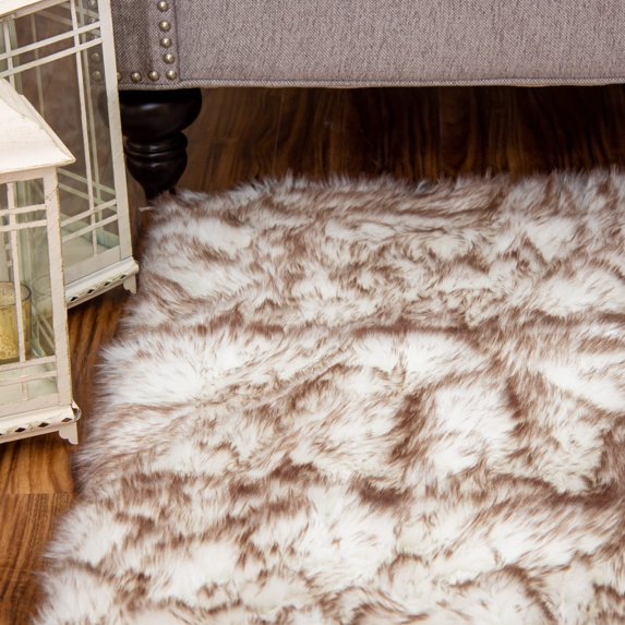Two Tone Faux Fur Rug in White & Brown Tips,3' x 5'