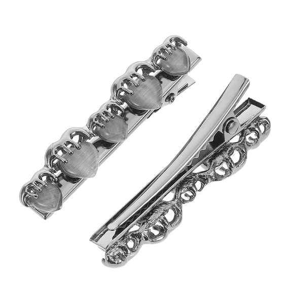 AURARMLET 2Pcs Unique Heart Shape Hair Clips Secure Grip Stylish Hair Accessories for Daily Use