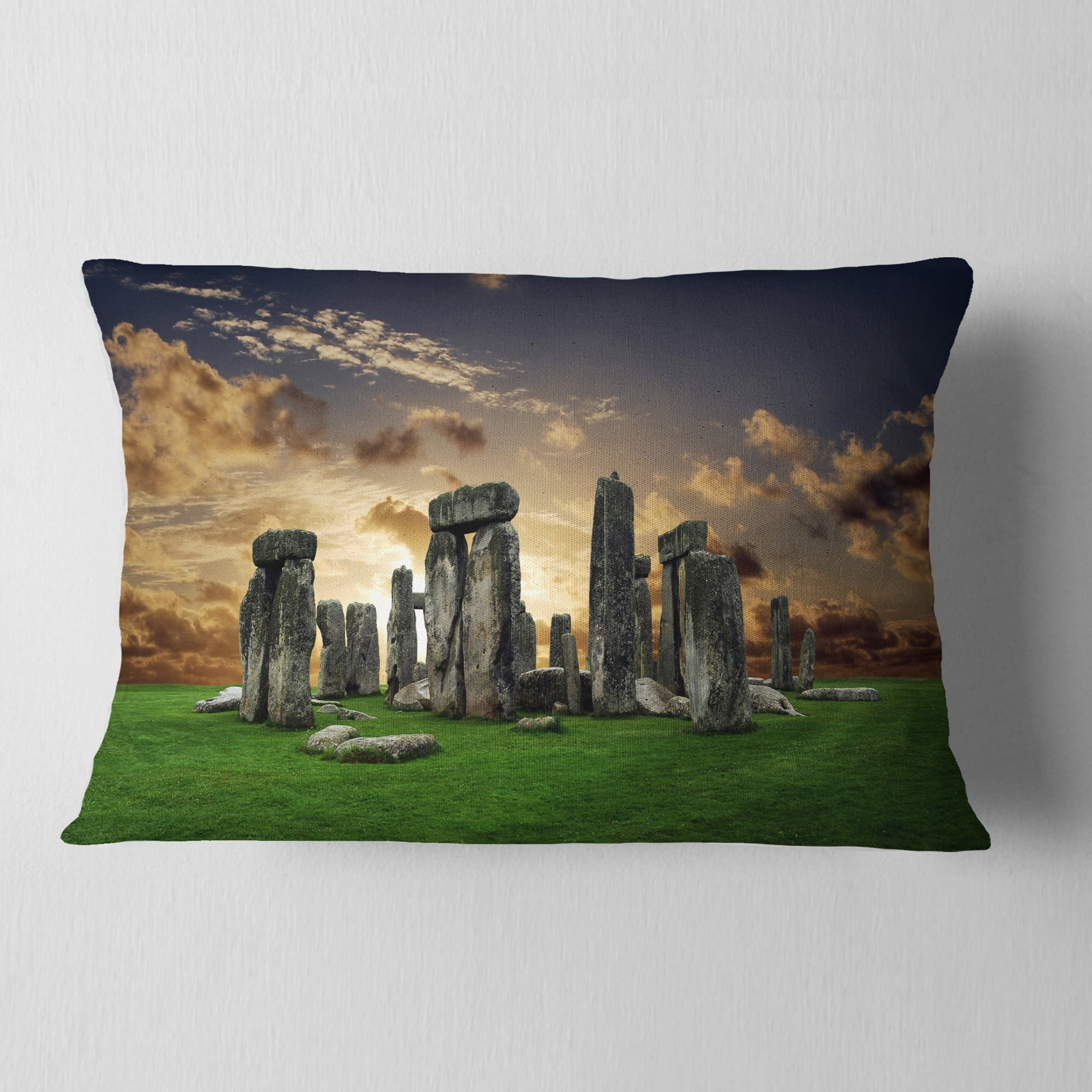 Designart Stonehenge - Landscape Photography Throw Pillow - 12x20