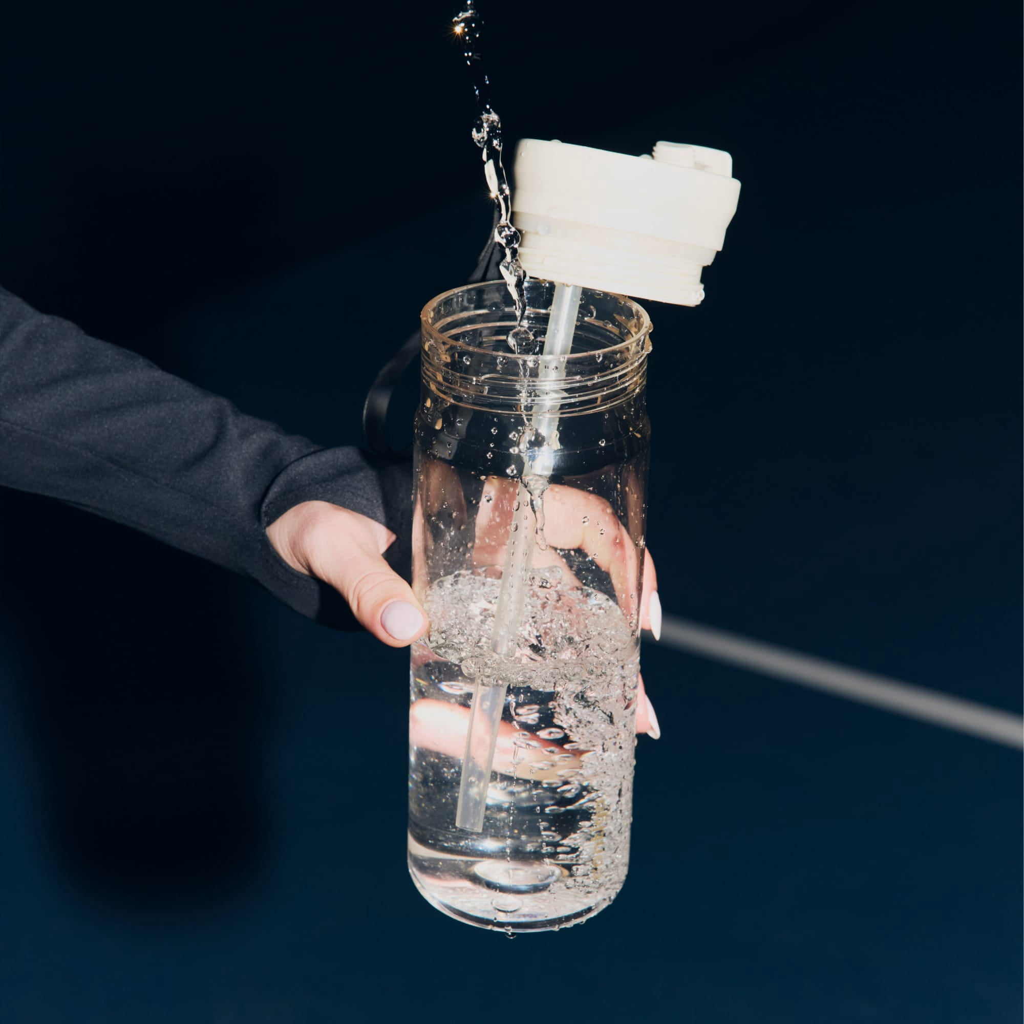 Contigo DualSip Leakproof Plastic Reusable Water Bottle with Carrying Strap, Cream/Clear, 24 oz