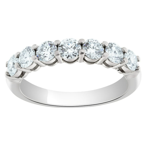 Tiffany & Co.platinum and diamond band ring with 0.97 carats in diamonds