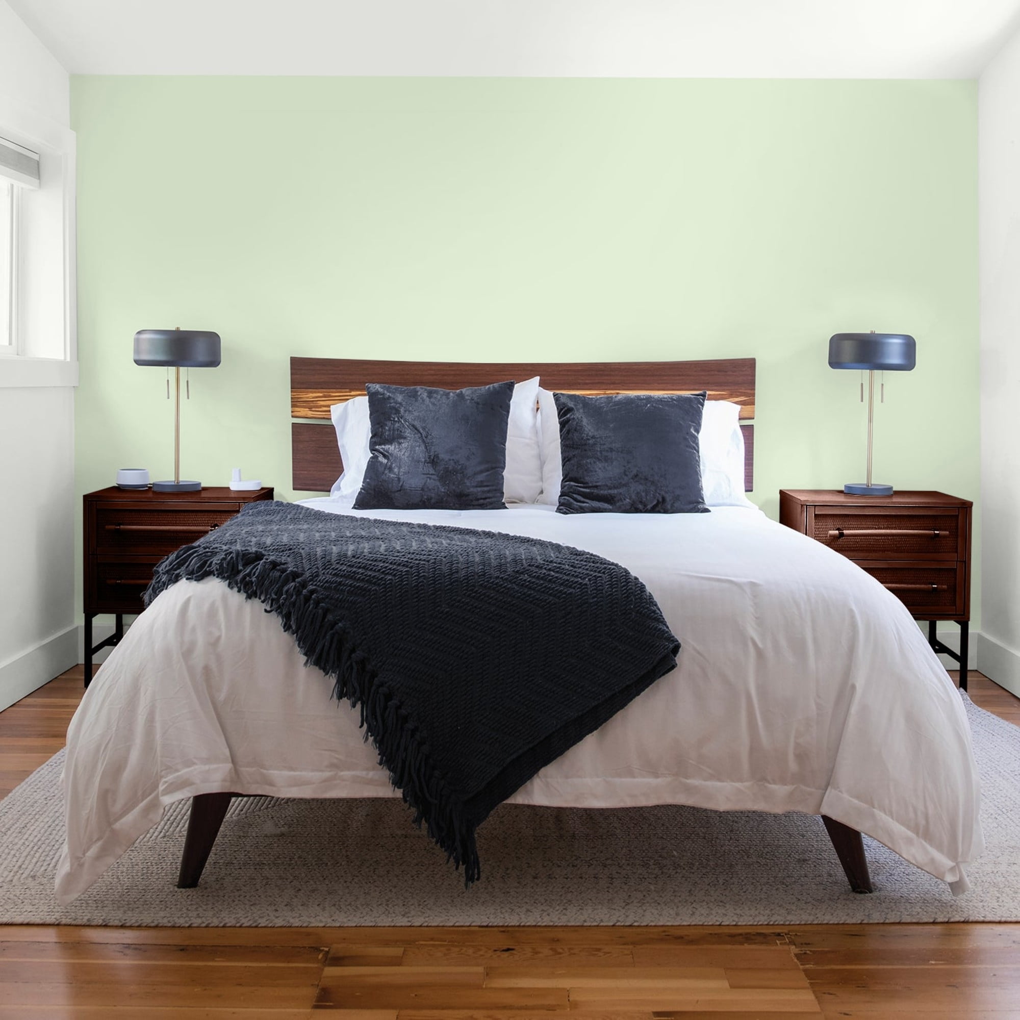 Glidden High Endurance Plus Pale Moss Green Flat Interior Paint and Primer, 1 Quart
