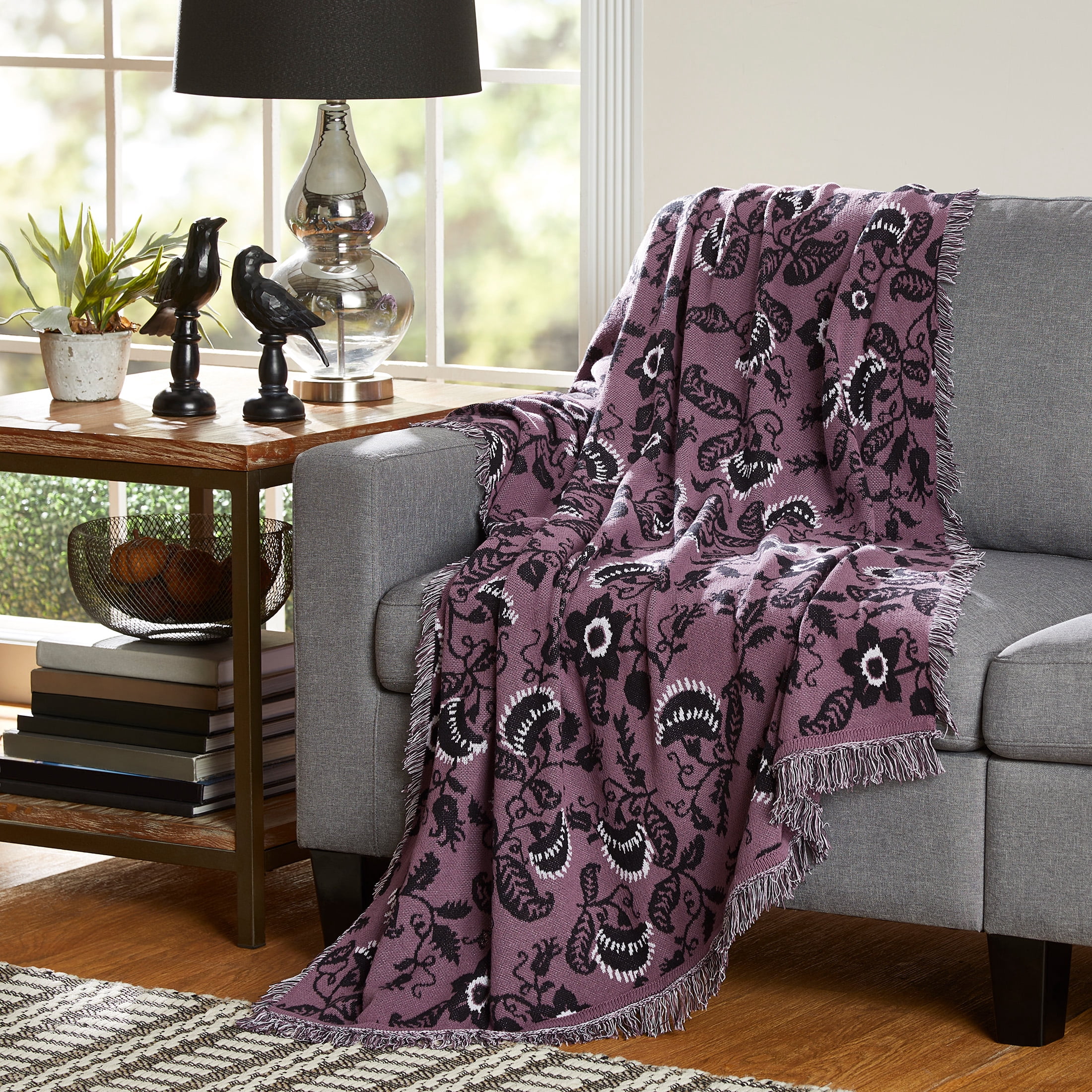 Way to Celebrate Halloween Soft Touch Multicolour Venus Flytrap Jacquard Knitted Tapestry Throw