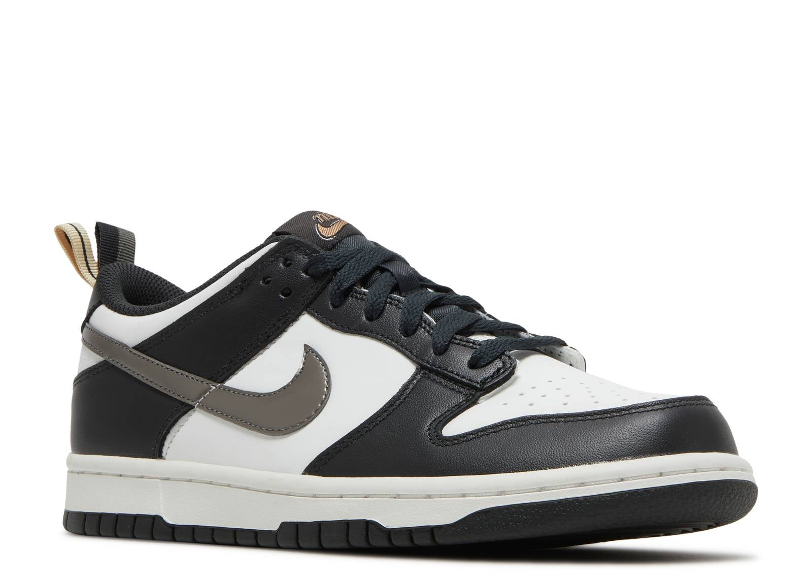 Dirty Dunk① jakebllockyoyo Buy Verdy x Dunk Low SB 'Visty' - FN6040 400 | GOAT