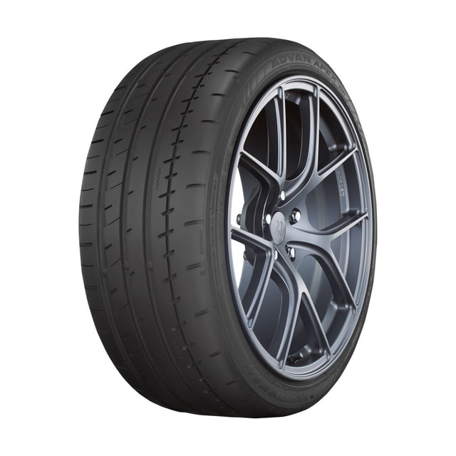 LLANTA 245/40R20 99Y ADVAN APEX V601 YOKOHAMA
