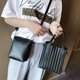 thumbnail image 5 of Bolsa Stripe Messenger PU Leather Crossbody Mujeres de hombro (Negro) Likrtyny Para Estrenar, 5 of 5