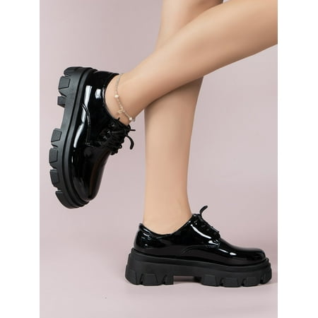 

Artificial Patent Leather Lace-up Front Flatform Oxford Shoes Women‘s Footwear