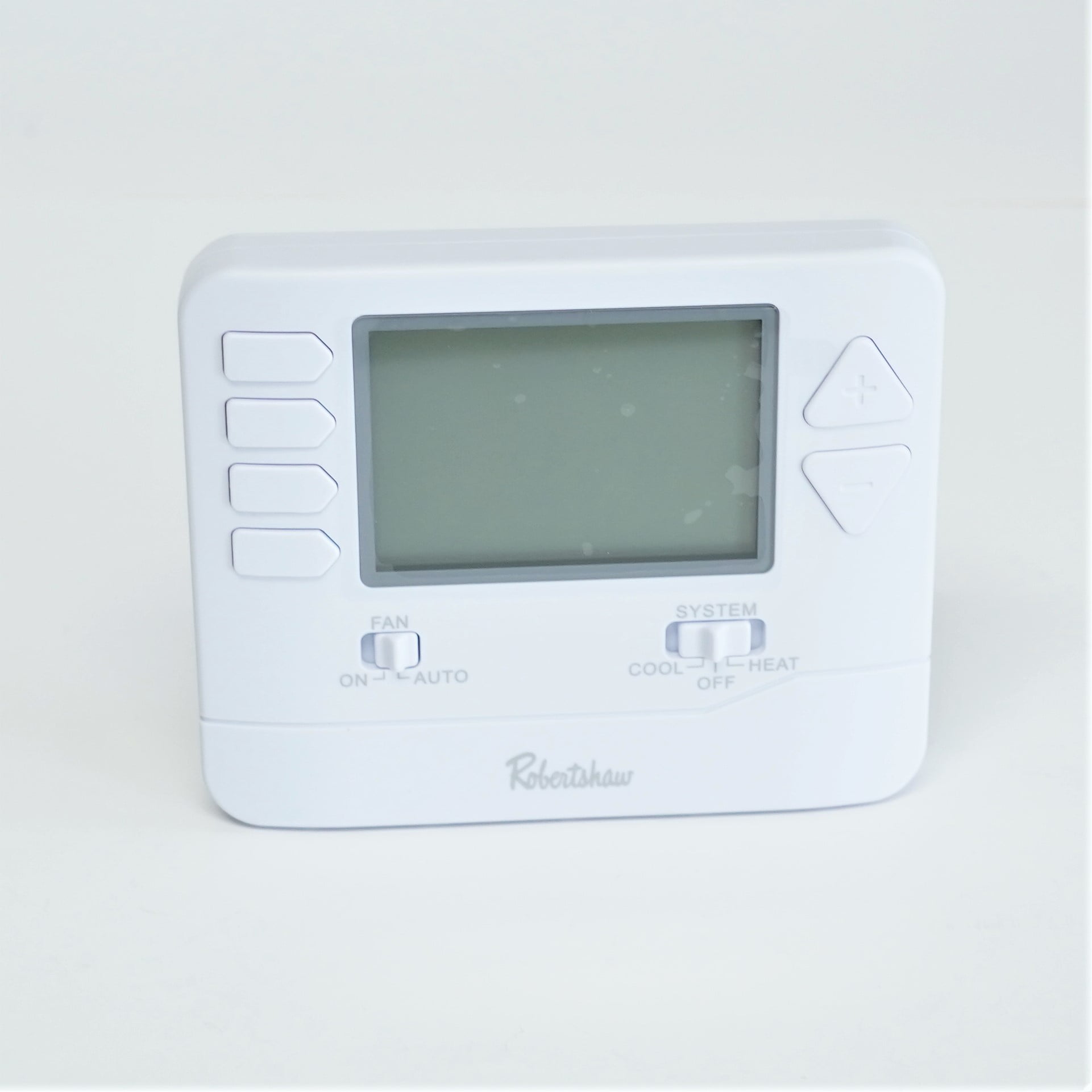 Robertshaw RS5110 Digital Porgrammable Thermostat 