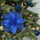 thumbnail image 2 of Xihbxyly Flores Navideñas, Adornos Brillantes, Adornos para Coronas Festivas, Elegantes Detalles para Árboles, para Uso En Interiores y Exteriores, Regalo Único, 12 Piezas con Clips, 2 of 4
