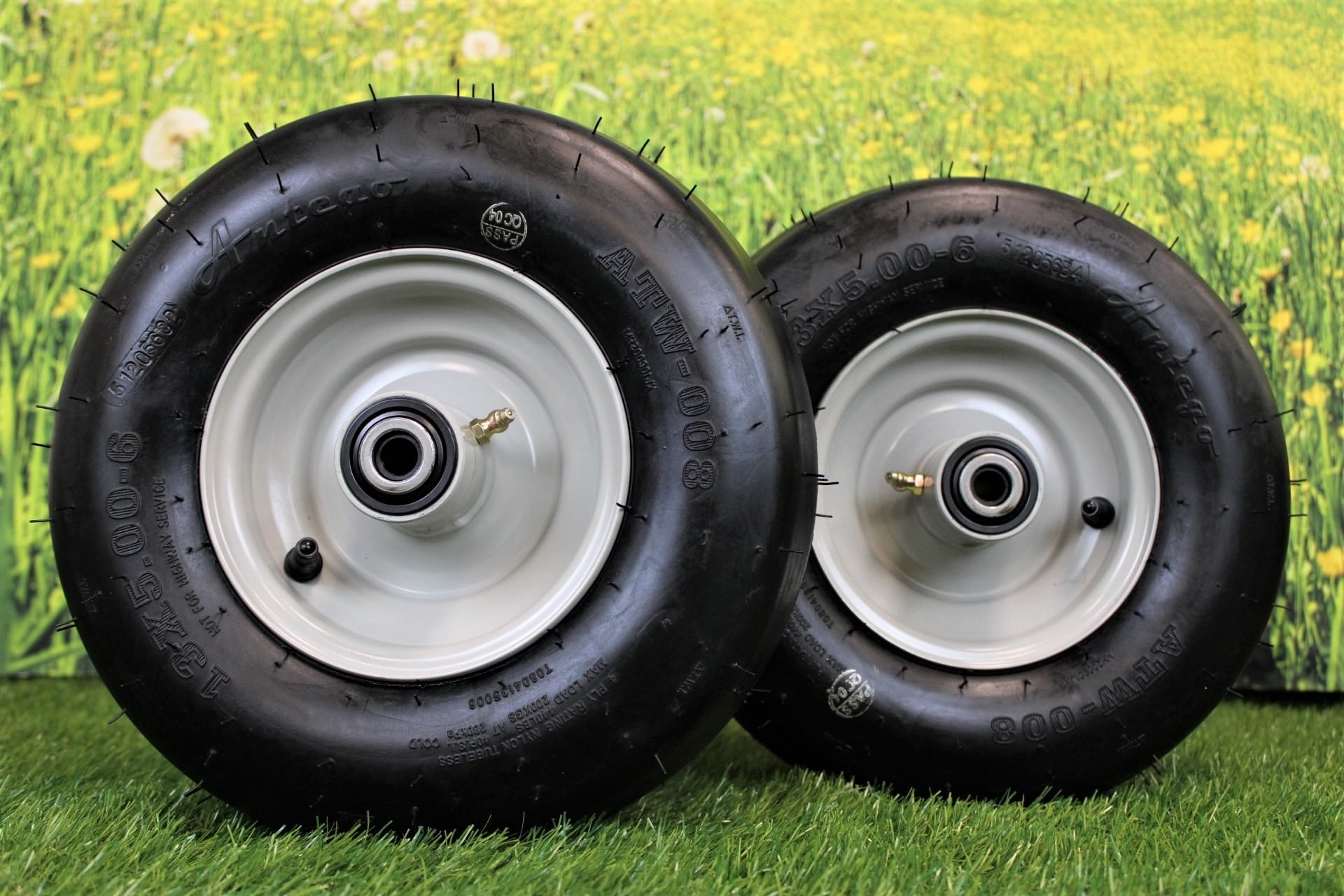 Antego Tire and Wheel (Set of 2) Gravely / Ariens 13x5.006 Light Gray