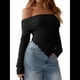 thumbnail image 2 of Camiseta Asimétrica Ajustada de Larga con Hombros Descubiertos Y2K para Mujer Negro M, 2 of 10