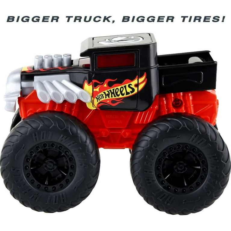 Hot Wheels Monster Trucks Roarin’ Wreckers, 1 1:43 Scale Truck with Lights  & Sounds