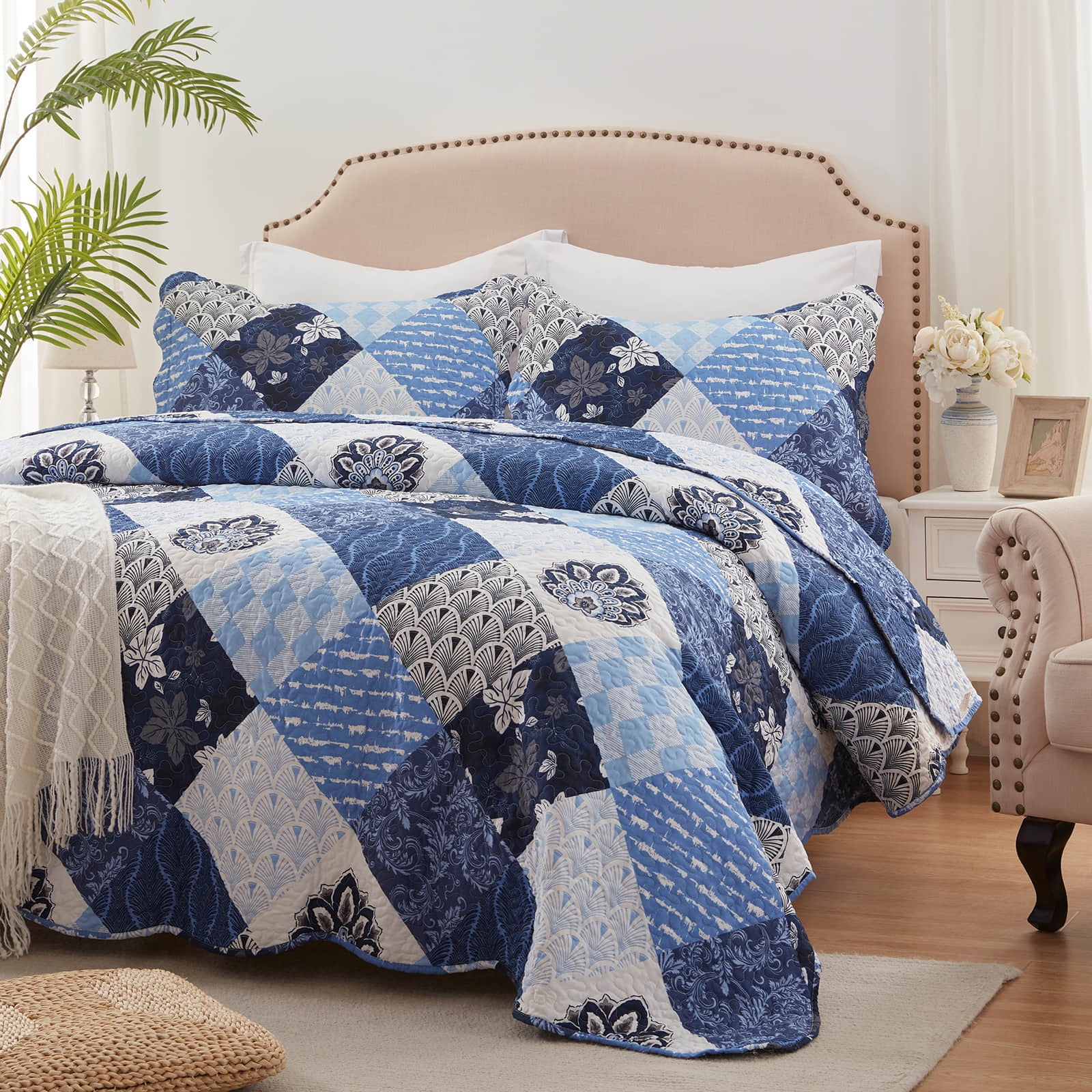 3-Piece Full/Queen Size Quilt Set - Blue Patchwork Bedspread Coverlet with 2 Pillow Shams, Microfiber