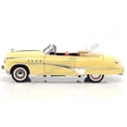 thumbnail image 3 of Modelo de coche fundido a presión Greenlight 1949 Roadmaster Convertible, 3 of 7