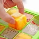 thumbnail image 5 of Molde de silicona para cubitos de hielo con 15 cavidades para tartas, para hacer cubitos de hielo, gelatina, cupcakes y fondant (verde), 5 of 7