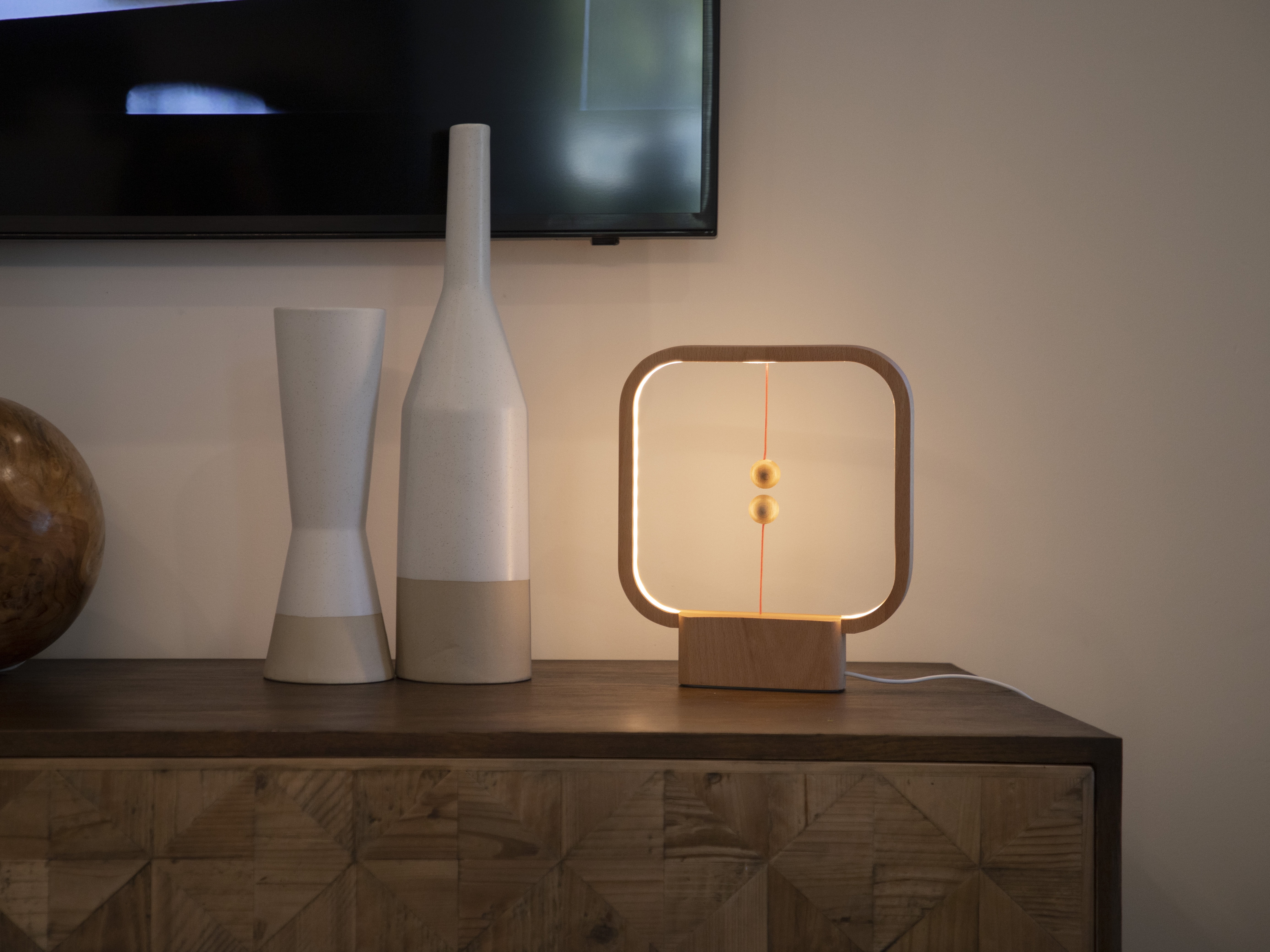 Heng Balance desk Lamp Square, LIGHT WOOD