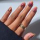 thumbnail image 1 of Uñas postizas Glamnetic ovaladas cortas en naranja amargo, 1 of 9