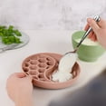thumbnail image 4 of Schling Napf Für Hunde Katzen I Comedero Lento I Leckmatte Hund Mit Großem Saugnapf I Schleckmatte Katze Für Nassfutter Trockenfutter, 4 of 8