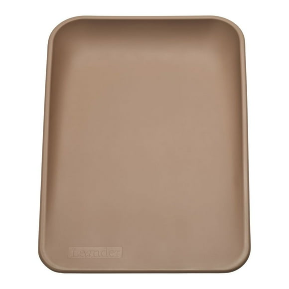 Leander New Matty Changer - Clay
