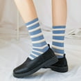 thumbnail image 1 of Chaussettes Bleues pour Femmes Automne et Hiver Rayées à Carreaux Bleus, 1 of 4