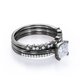 thumbnail image 4 of JeenMata Anillo de Compromiso Solitario de 2,5 Quilates con Corte Princesa, Engaste Pavé de 4 Puntas, Filigrana Art Déco Milgrain, Conjunto de Boda en Trío, Baño de Oro Negro de 18 K sobre Plata, 4 of 6