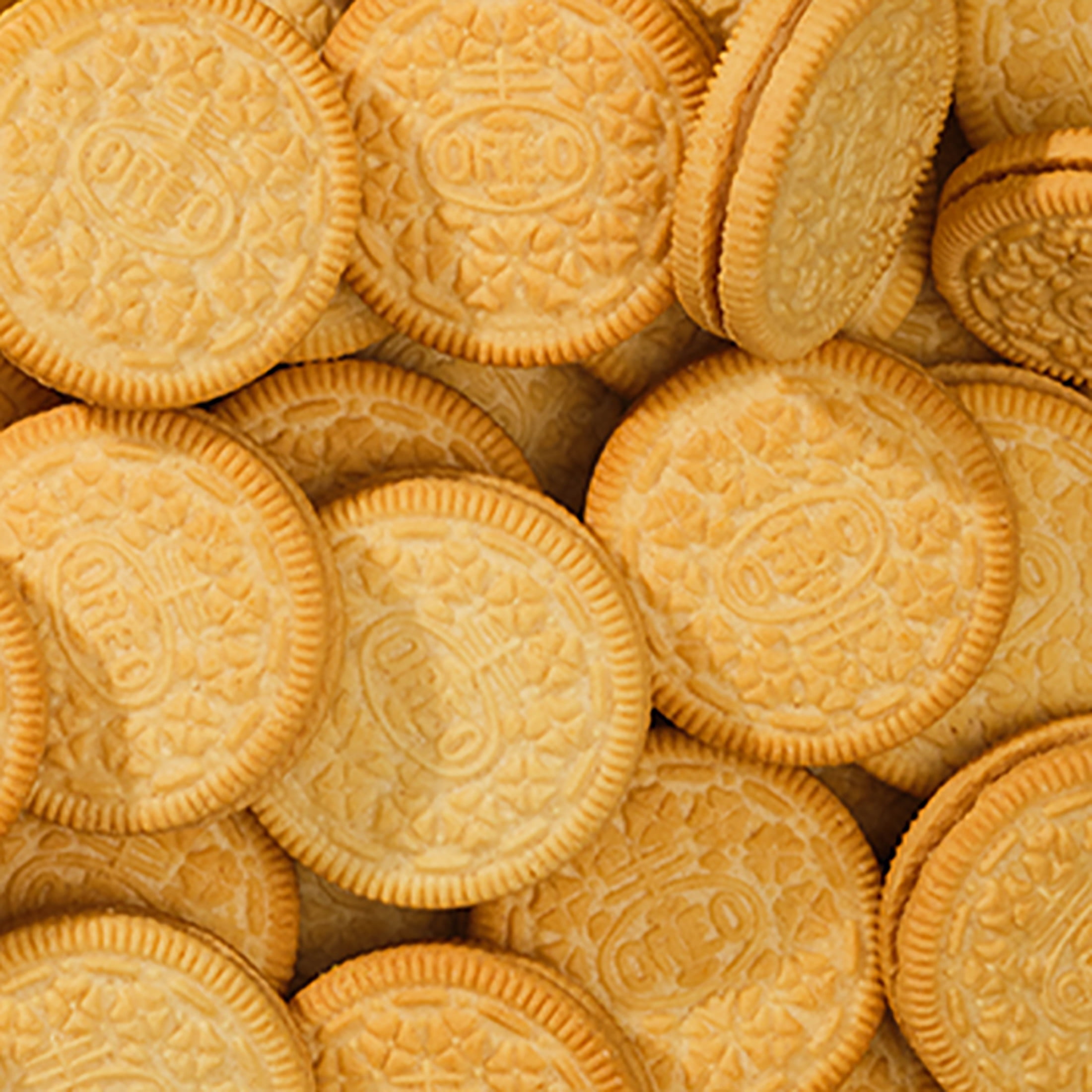 OREO Golden Sandwich Cookies, Party Size, 24.16 oz