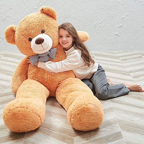 kids with teddy bear