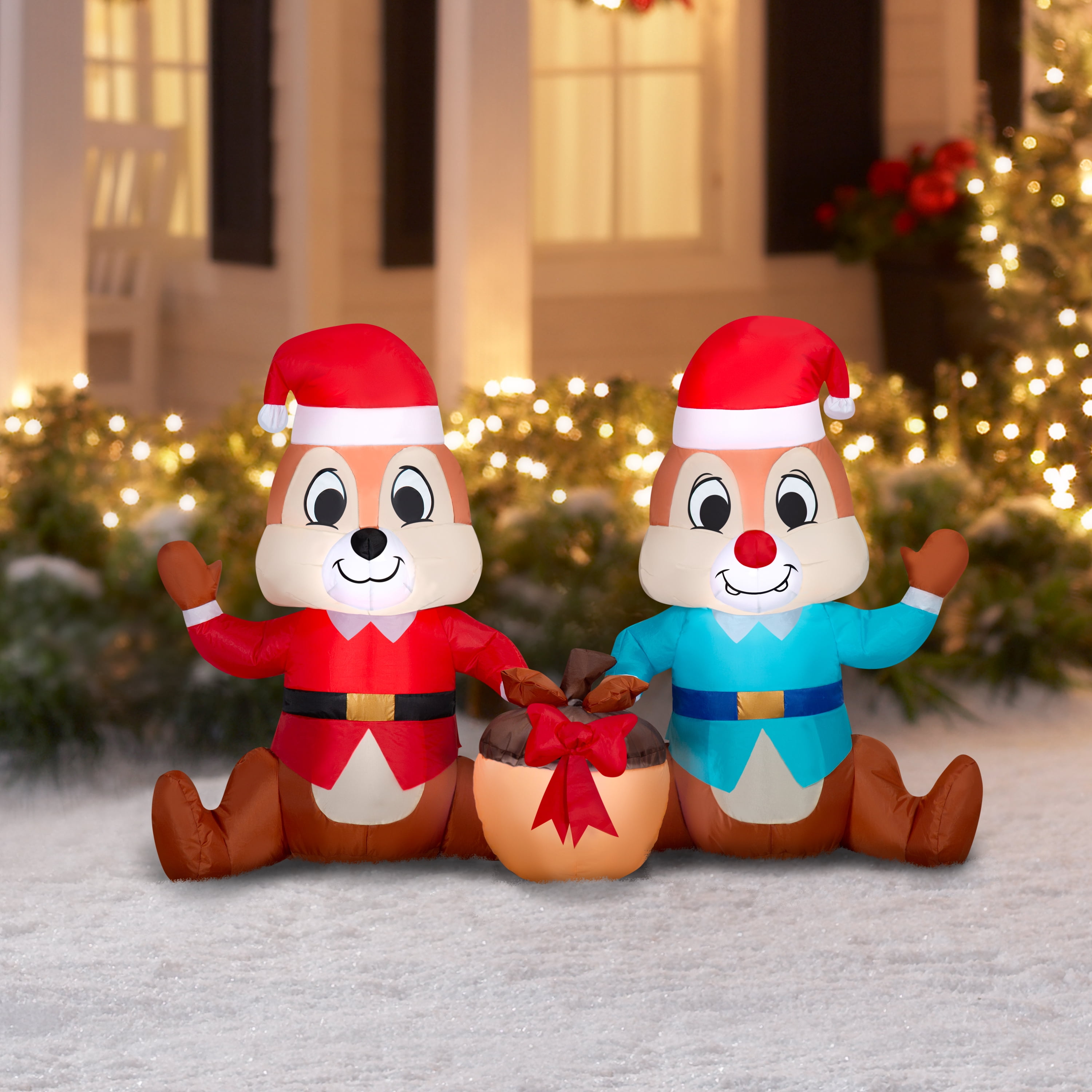Christmas Chip and Dale Holiday LED Lighted Yard Inflatable Decoration Disney, 4 ft