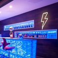thumbnail image 3 of Letrero de neón LED con nube, decoración luminosa, viene con 3 planetas rayados y letrero de neón con nubes, funciona con batería y USB, neón de nube azul, luz de pared, iluminación, 3 of 5