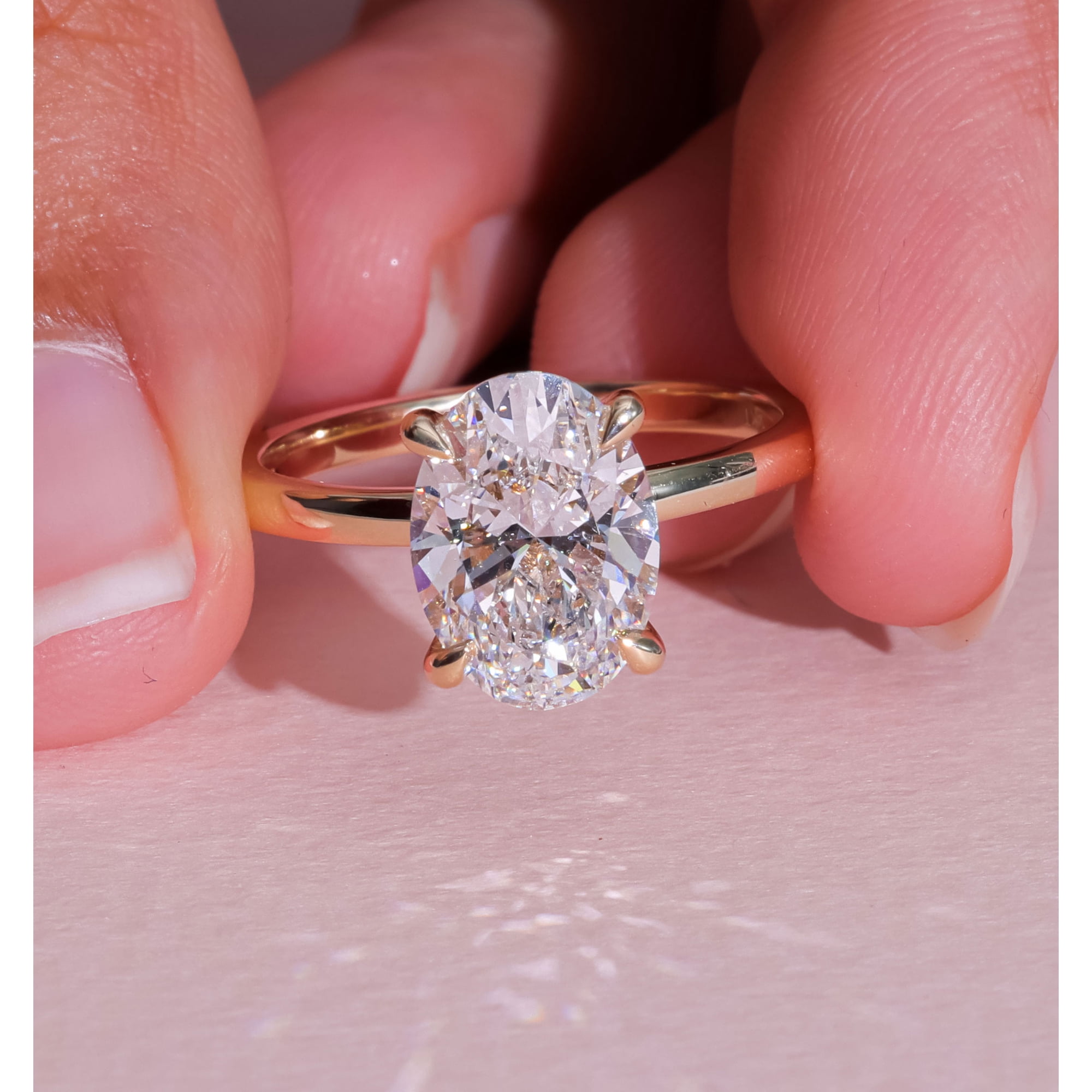ESTE ORIGIN 2ct Oval Moissanite Diamond Engagement Ring in 14K Yellow Gold Wedding Ring for Women 5.5.