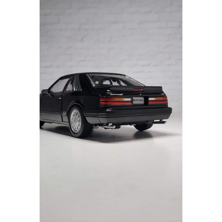 Ford Mustang GT 1/18 スケール 黒 KK-SCALE KKDC181393 Scale 1/18 | FORD USA MUSTANG GT