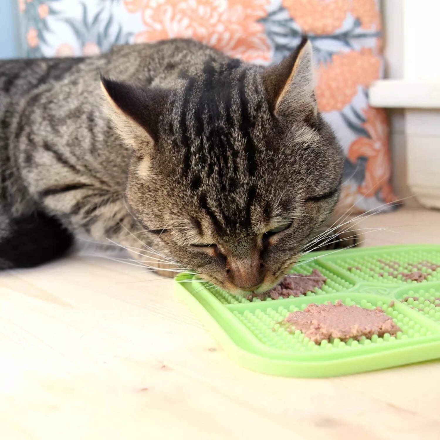 Pet Zone® Boredom Busterz™ Engage Slow Feeder Licking Mat